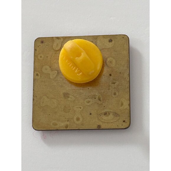 Vintage Odyssey of the Mind Pennsylvania PA Lapel Pin Fireworks OotM - Picture 3 of 3